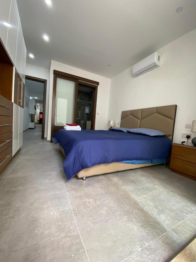 Gzira Two-Bedroom Apartment Eksteriør bilde
