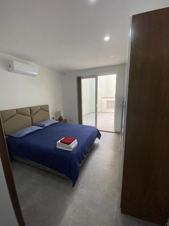 Gzira Two-Bedroom Apartment Eksteriør bilde